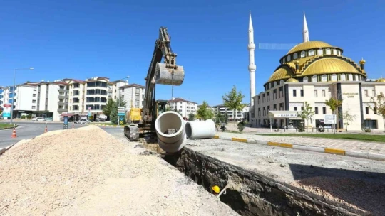 Başkan seçim öncesi söz vermişti, kent şantiye alanına döndü