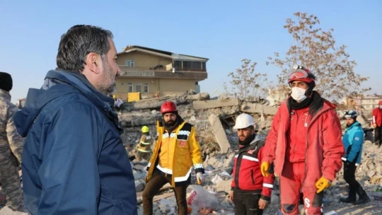 Başkan Şerifoğulları, 'Yaraların en hızlı şekilde sarılması için çalışmalarımızı sürdürüyoruz'