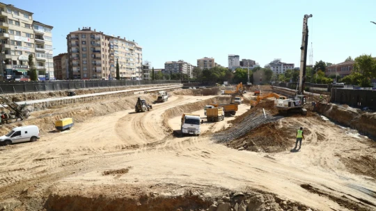 Kent Meydanı İnşaat'ı Hızla Devam Ediyor
