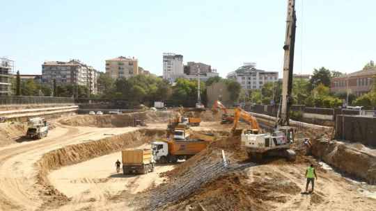 Kent Meydanı İnşaat'ı Hızla Devam Ediyor