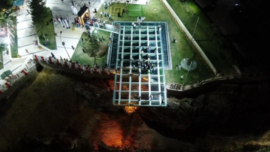 Balakgazi Parkı ve Cam Seyir Terası Tören İle Açıldı