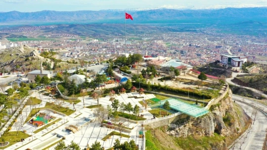 Balakgazi Parkı ve Cam Seyir Terası Tören İle Açıldı