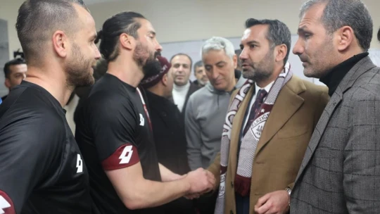 Başkan Şerifoğulları, Elazığspor'u Kahta'da yalnız bırakmadı