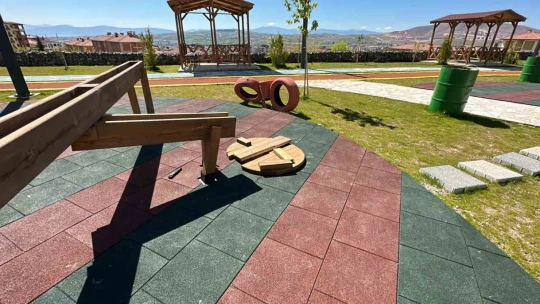 Başkan Şerifoğulları, Geri Dönüşüm Parkı'na zarar verilmesine tepki gösterdi
