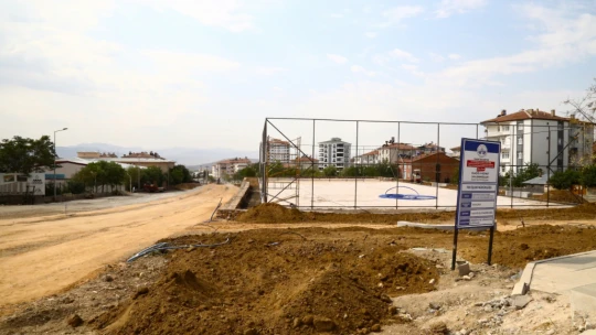 Başkan Şerifoğulları: 'Şehrin Doğusuna Nefes Aldıracak Projelerimiz Devam Ediyor'