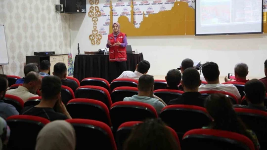 Belediye çalışanlarına seminer verildi