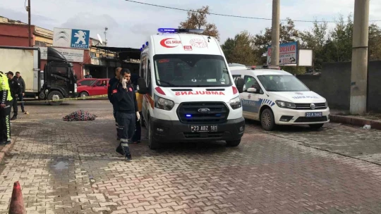 Beton mikserinin altında kalan kadın hayatını kaybetti