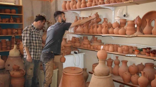 Bileziklerini satıp atölye açtı, kendi işinin patronu oldu