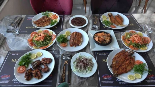 Binlerce İnsan Seyr-ül Keban'a Akın Ediyor