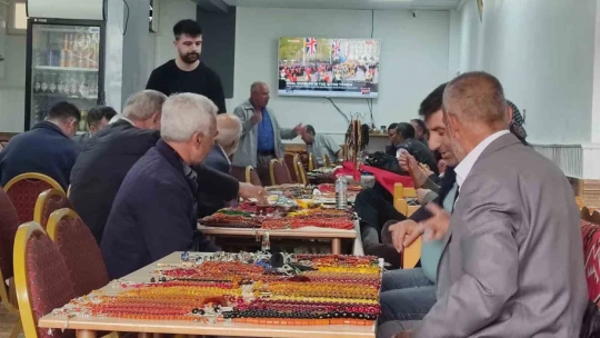 Çay ocağında sergilenip 81 ile gönderiliyor