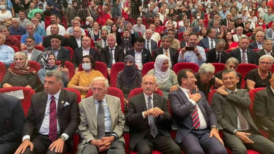 CHP grup toplantısını Elazığ'da yaptı