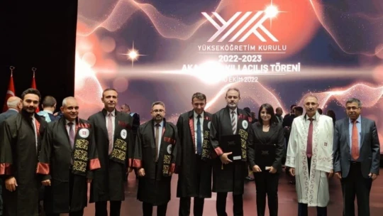 Cumhurbaşkanı Erdoğan'dan FÜ'ye ödül