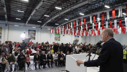 Cumhurbaşkanı Erdoğan Elazığ'da depremzedelerle iftarda buluştu