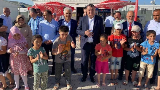 DATÜB Genel Başkanı Kassanov ve beraberindeki heyet, Ahıska Türklerini ziyaret etti
