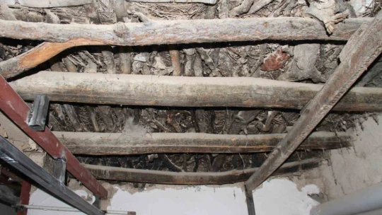 Deprem korkusu 110 yıllık harabe evi restore ettirdi