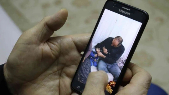 Depremde torununu ve gelinini kaybeden Yıldız: ''Hiçbir zaman depremin yaraları unutulmuyor''