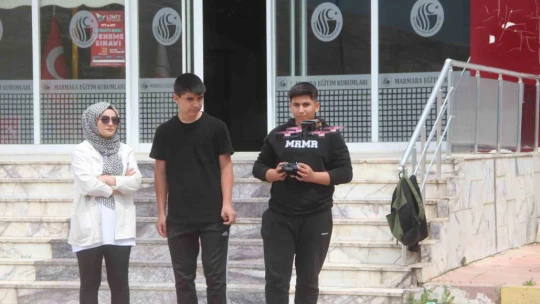 Depremden dolayı yarım kalan hayalini Elazığ'da gerçekleştirdi, güneş enerjili yarış dronu yaptı