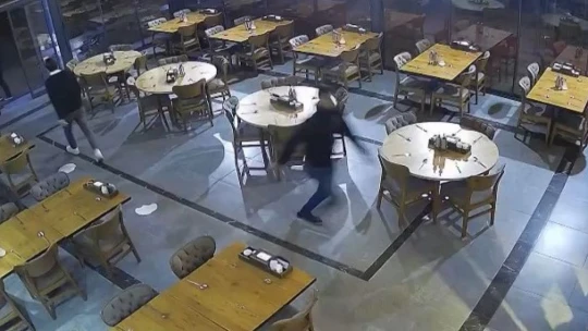 Depremi yaşayan Elazığlılar, yaşadıkları korkuyu anlattı