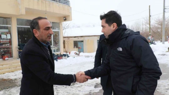 Depremin merkez üssü Sivrice'de kaymakamlık, esnafı yalnız bırakmıyor