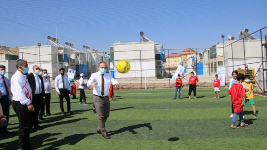 Depremzede çocuklar geleneksel oyunlarla eğlendi