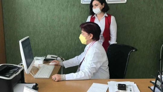 Dermatoloji Uzmanı Dr. Coşkuner: 'Cüzzamda erken tanı ve tedavi çok önemlidir'