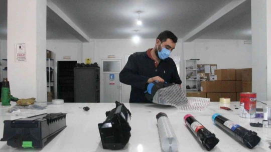 Devletten aldığı destek ile merdiven altından çıkıp fabrikalaştı, yerli üretime başladı