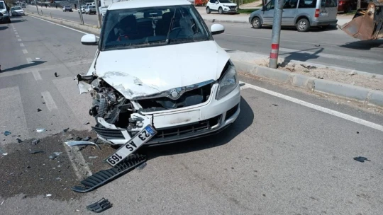 Direksiyon başında kalp krizi geçirdi, 6 araç ve 2 yayaya çarptı