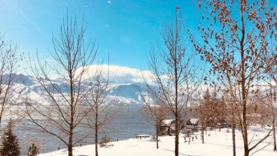 Doğunun gizli denizi Hazar Gölü'nde kış güzelliği