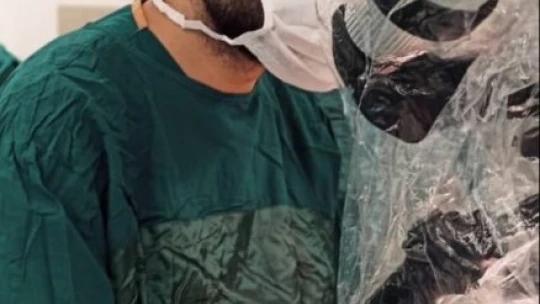 Doktor ve öğrencilerin 'Korosu' şiddete karşı sağlıkçıların sesi oldu
