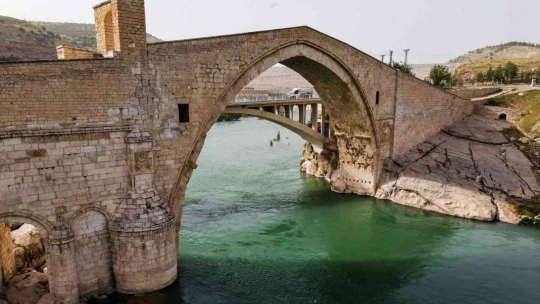 Droncu sınıf öğretmeninin çektiği eşsiz görüntüler hayran bıraktı
