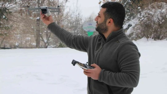 Droncu sınıf öğretmeninin çektiği eşsiz görüntüler hayran bıraktı