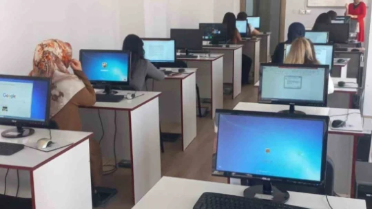 EBEGEM'de F klavye eğitim kursu başladı