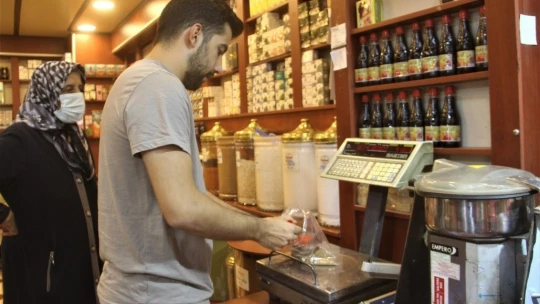 Elazığ'a has baharatlar vatandaştan tam puan alıyor