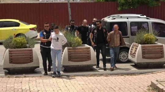 Elazığ'a uyuşturucu tacirlerine operasyon: 3 gözaltı