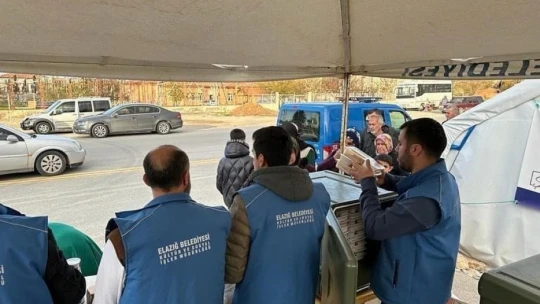 Elazığ Belediyesi depremzedelerin yanında olmaya devam ediyor