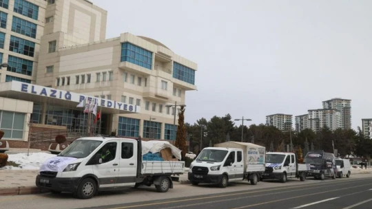 Elazığ Belediyesi'nden deprem bölgesine destek sürüyor