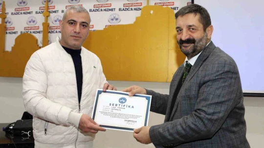 Elazığ Belediyesi pet shop açmak isteyenlere eğitim verdi