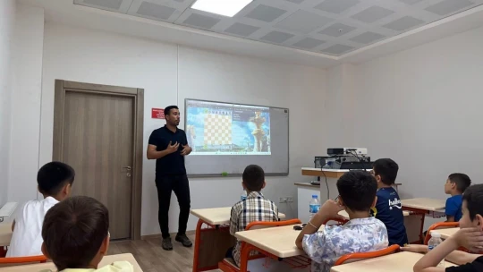 Elazığ Belediyesi satranç kursları devam ediyor