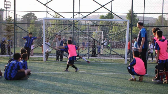 Elazığ Belediyesi ücretsiz yaz spor kursları başladı
