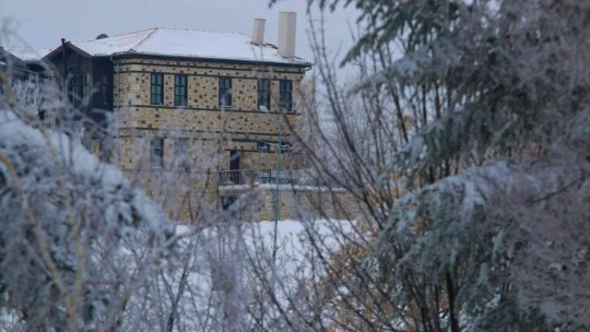 Elazığ beyaza büründü, medeniyetler beşiği Harput'ta kartpostallık görüntüler oluştu