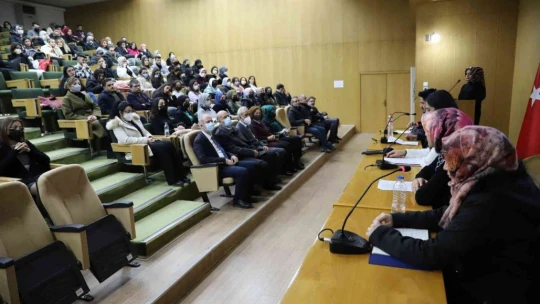 Elazığ'da 'İstiklal Marşı ve Mehmet Akif Ersoy