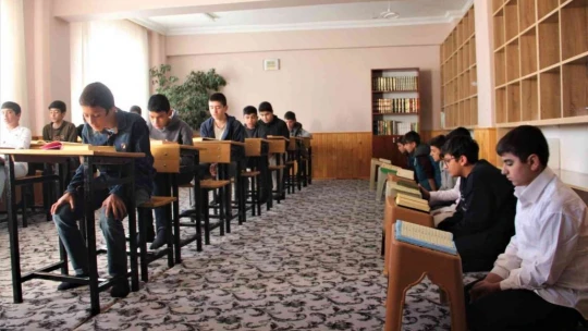 Elazığ'da 'Deprem Anı, Çök Kapan Tutun ve Tahliye' tatbikatı yapıldı