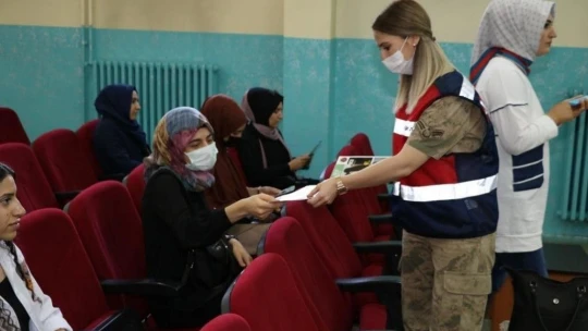 Elazığ'da 'En İyi Narkotik Polisi Anne' Projesi