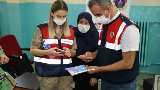Elazığ'da 'En İyi Narkotik Polisi Anne' Projesi