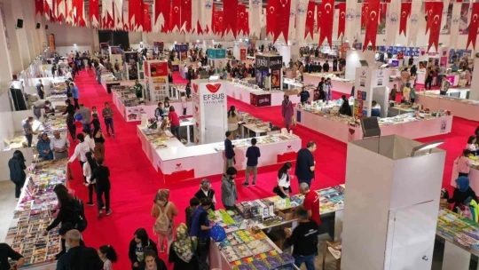 Elazığ'da 'Kitap Fuarı' yoğun katılımla açıldı