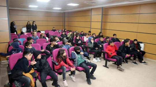 Elazığ'da 'Madde ve Medya Bağımlılığından Kurtulma' semineri