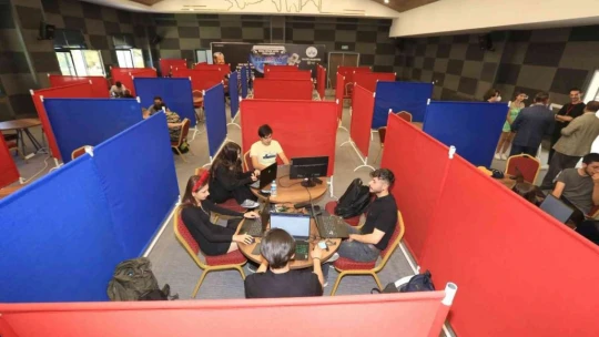 Elazığ'da, 'NASA Space Apps Challenge' etkinliğine yoğun ilgi