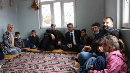 Elazığ'da 'Okul Destek Projesi' kapsamında öğrenci ve aileleriyle bir araya gelindi