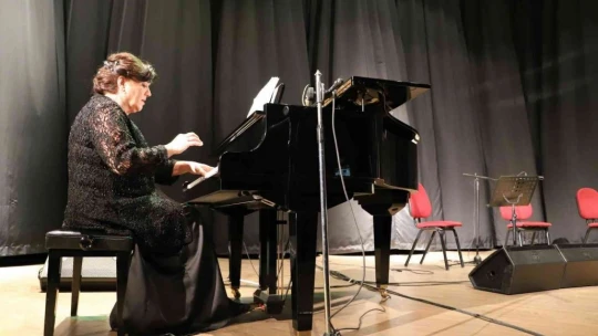 Elazığ'da 'Piyano eşliğinde eserler' konseri düzenlendi