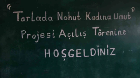 Elazığ'da 'Tarlada nohut kadına umut' projesi gerçekleştirildi